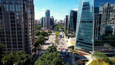 No início de outubro de 2025, o FII RBRF11 deu adeus à bolsa de valores (Imagem: Shutterstock)