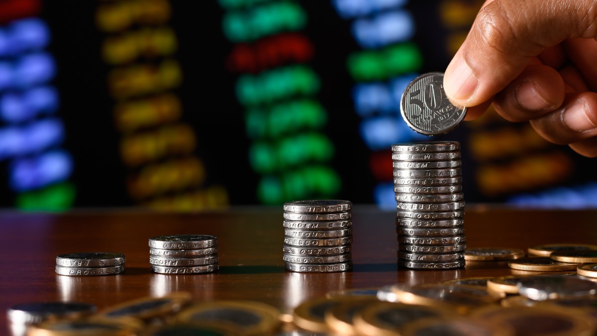 Varejistas ficam entre as maiores altas do IBOV com juros menores no radar (Imagem: Shutterstock)