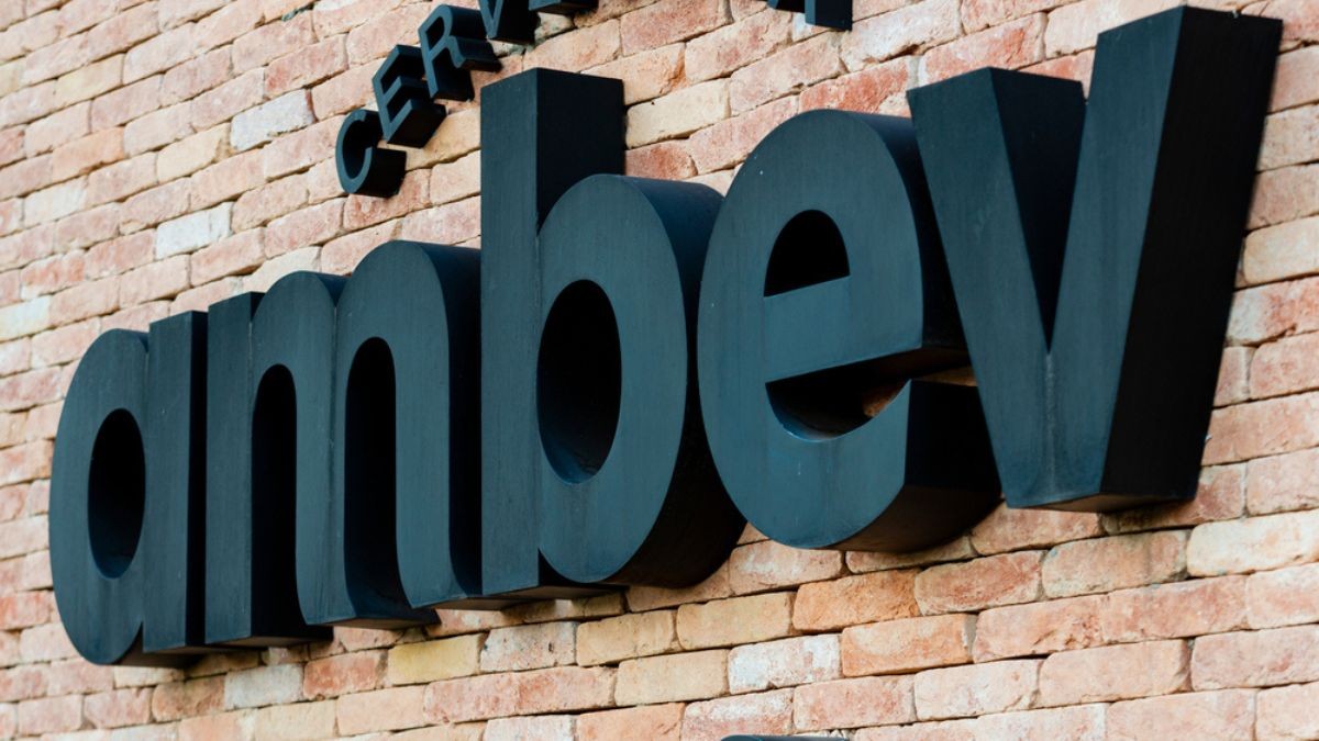 A companhia quer dobrar a capacidade de produção de rótulos do portfólio premium (Imagem: Shutterstock)