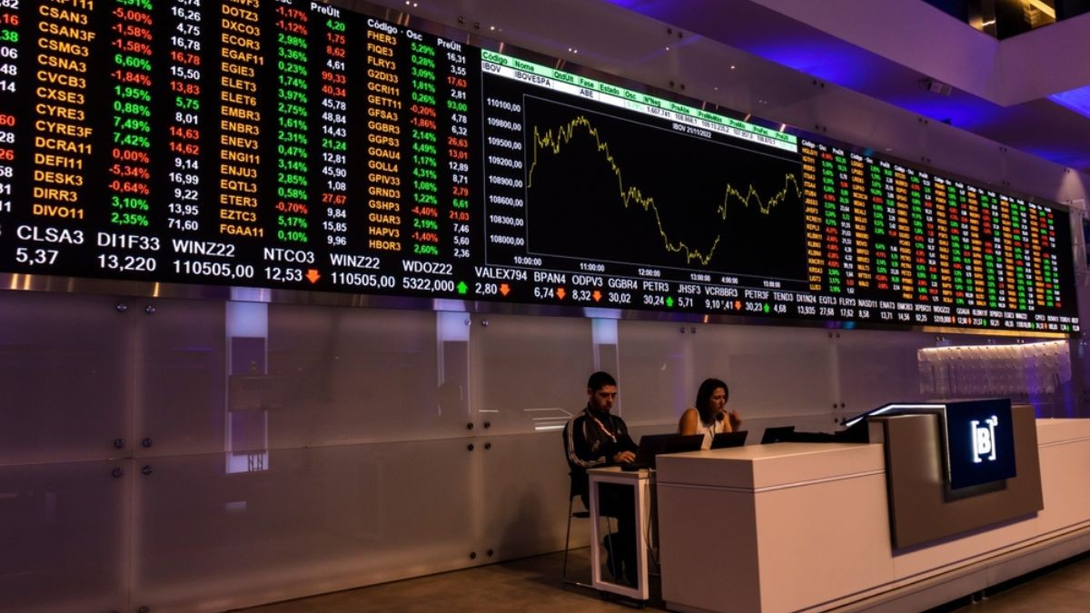 O dólar era cotado a R$ 5,47 (Imagem: Shutterstock)