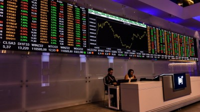 O dólar era cotado a R$ 5,47 (Imagem: Shutterstock)