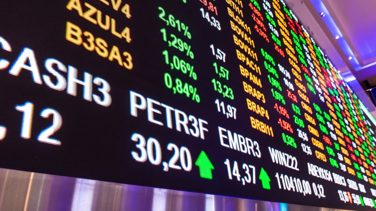 IBOV também contou com ajudinha dos EUA, com corte nos juros por lá (Imagem: Shutterstock)