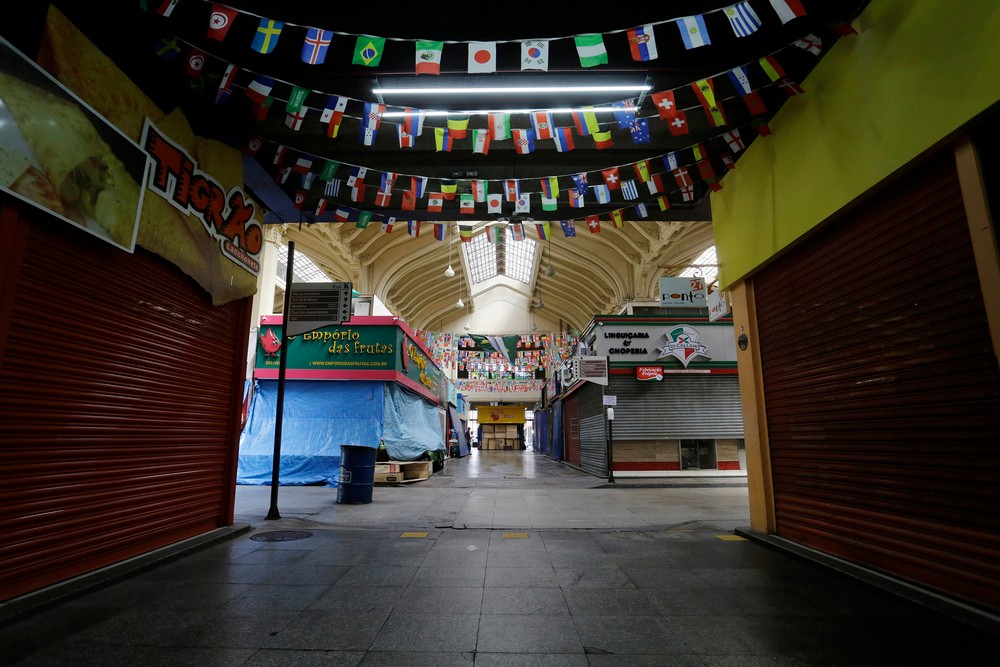 Lojas tiveram de ser fechadas porque não havia eletricidade (Imagem: Shutterstuck)