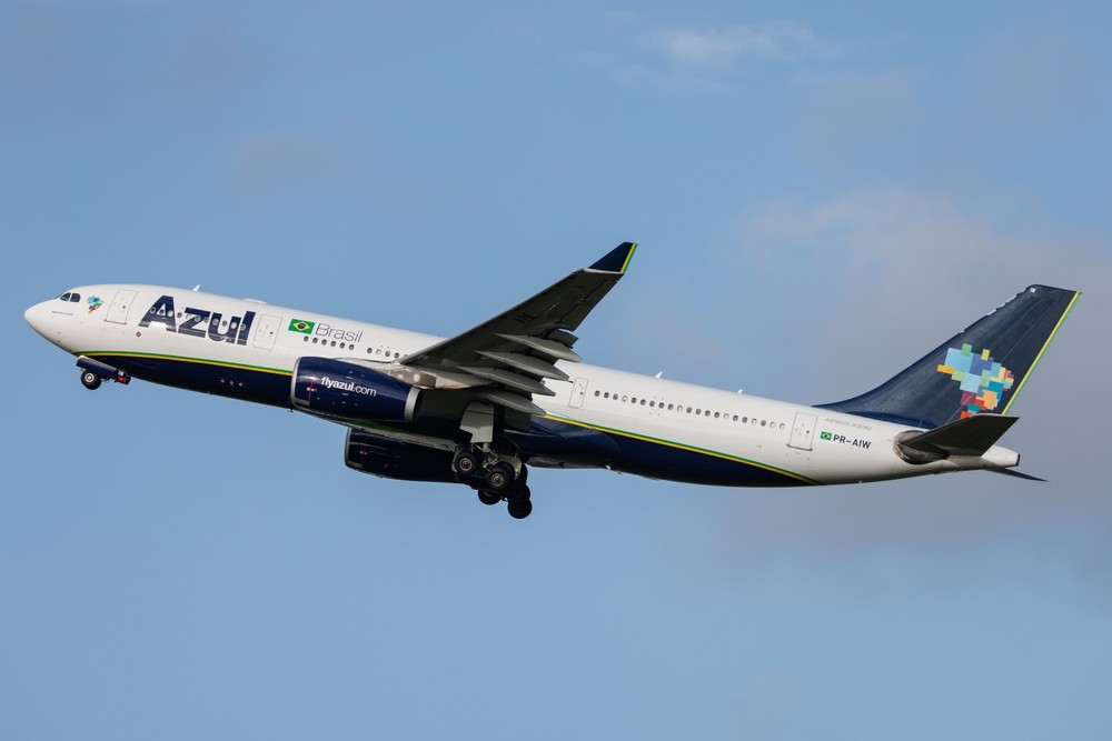 Azul é uma das três maiores companhias aéreas do país (Imagem: Shutterstock)