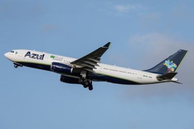 Azul é uma das três maiores companhias aéreas do país (Imagem: Shutterstock)