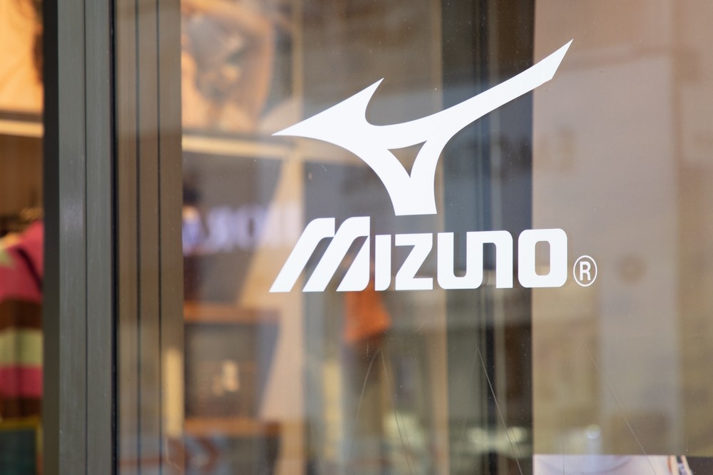 Mizuno é uma das marcas subsidiárias da Vulcabras no Brasil (Imagem: Shutterstock)