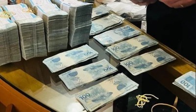 Parlamentar diz que quantia é referente á venda de imóvel (Imagem: Reprodução/PF)