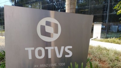 A aquisição reforça o posicionamento da empresa como a maior fornecedora de software do Brasil (Imagem: Shutterstock)