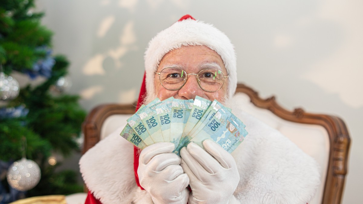 Tesouro Prefixado 2032 salta +0,5% antes do Feriadão de Natal (Imagem: Shutterstock)