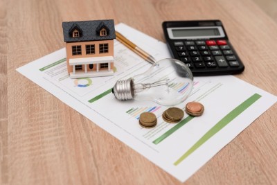 Conta de energia no Brasil segue sistema de bandeiras (Imagem: Shutterstock)