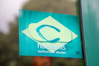 Havaianas é uma subsidiária da Alpargatas (Imagem: Shutterstock)