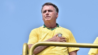 Bolsonaro está internado em Brasília (Imagem: Shutterstock)