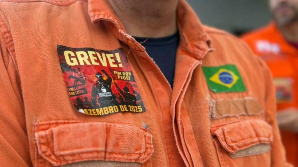 Trabalhadores da Petrobras seguem em greve no Norte Fluminense (Imagem: FUP/Divulgação)