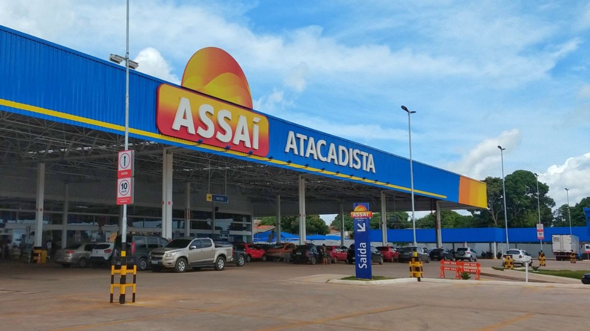 Assaí vai remunerar os acionistas cadastrados em 6 de janeiro de 2026 (Imagem: Shutterstock)