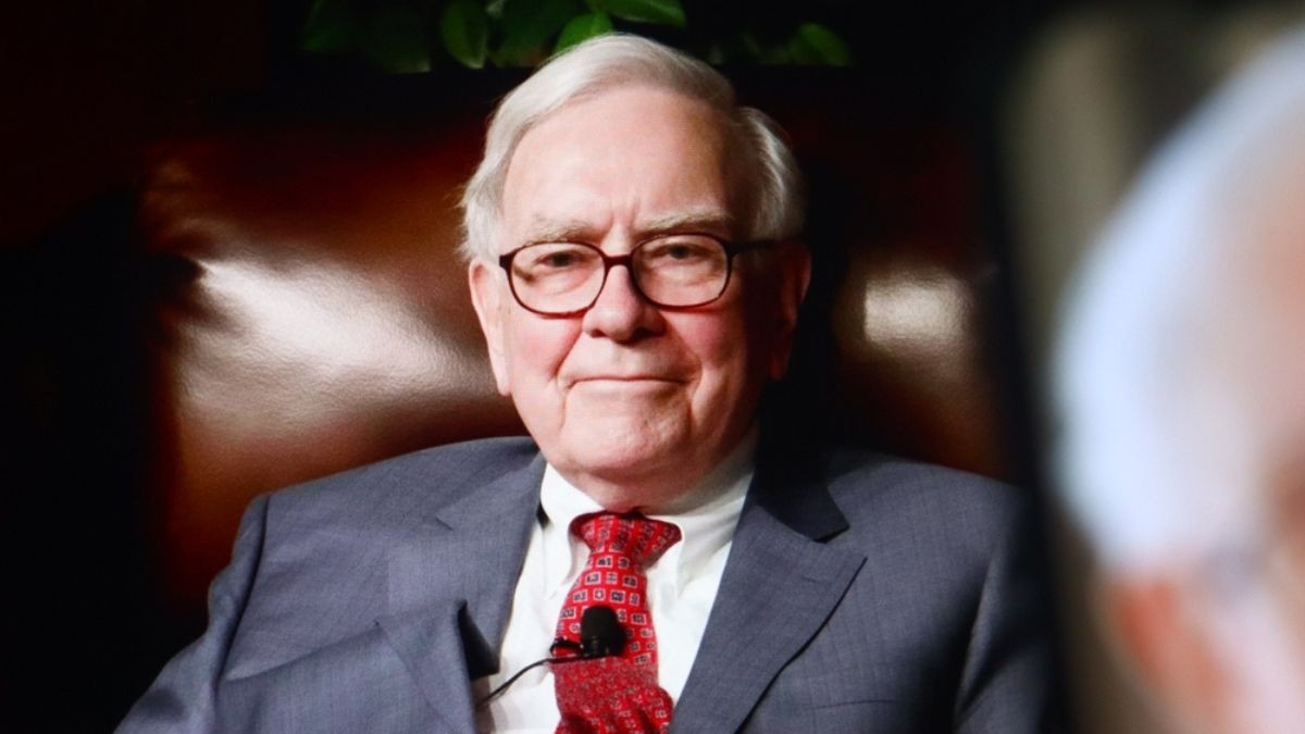 Embora deixe o cargo executivo, Buffett permanecerá como presidente do conselho (Imagem: Shutterstock)