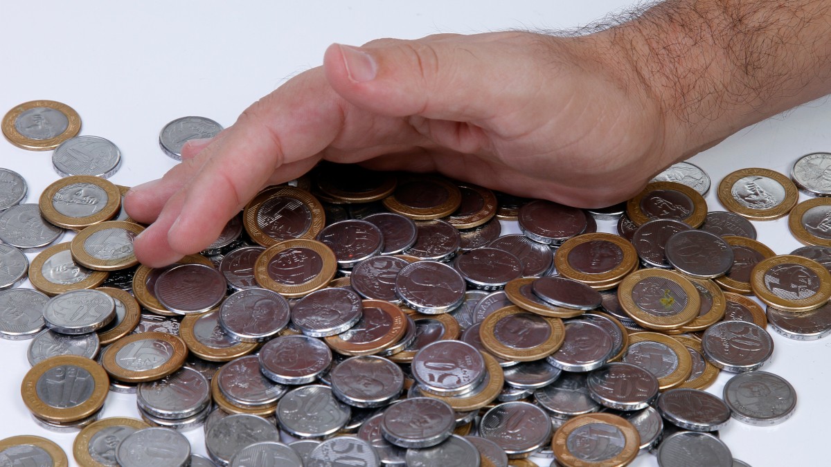 Blau Farmacêutica e Magazine Luiza bonificarão seus acionistas (Imagem: Shutterstock)