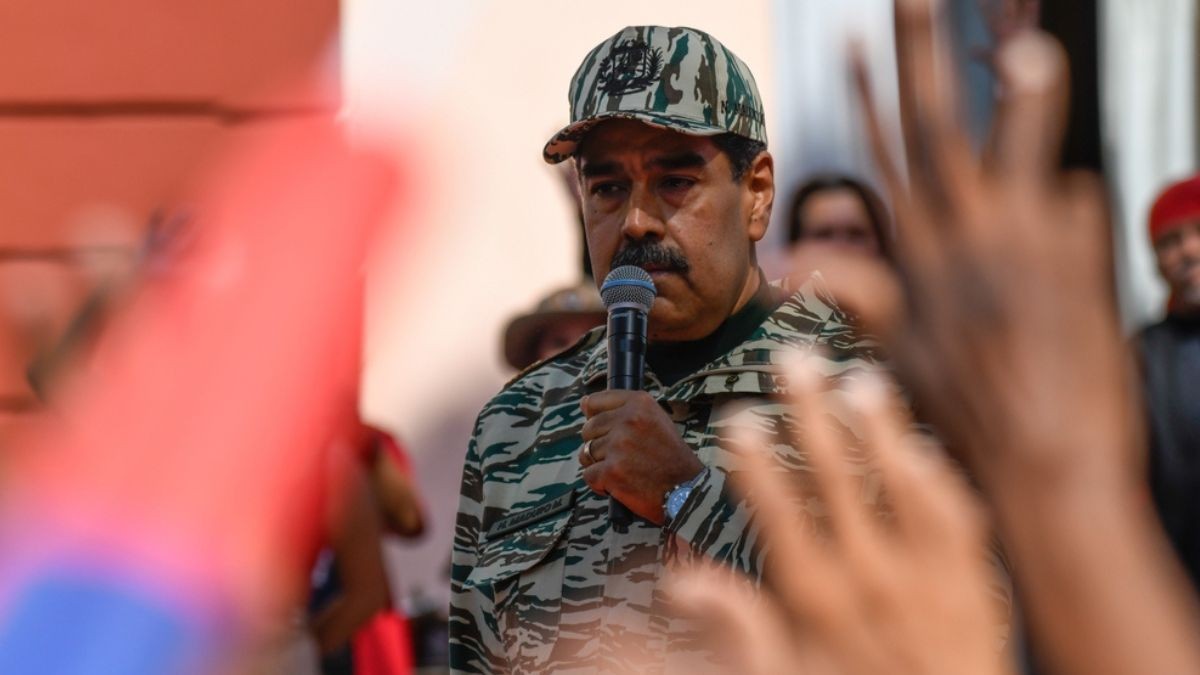 Maduro responde a acusações que incluem narcoterrorismo e importação de cocaína (Imagem: Shutterstock)