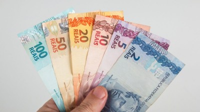 O acréscimo bruto da TIM é de R$ 0,000220763 (Imagem: Shutterstock)