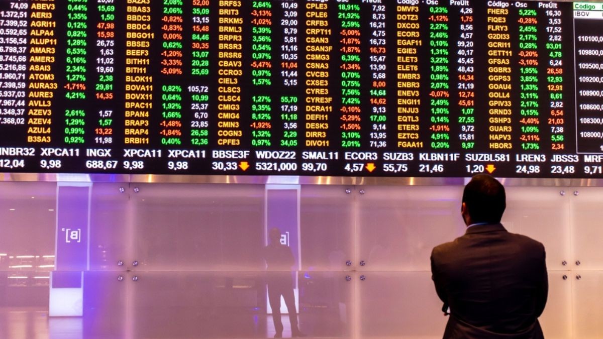 O dólar era cotado a R$ 5,36 (Imagem: Shutterstock)