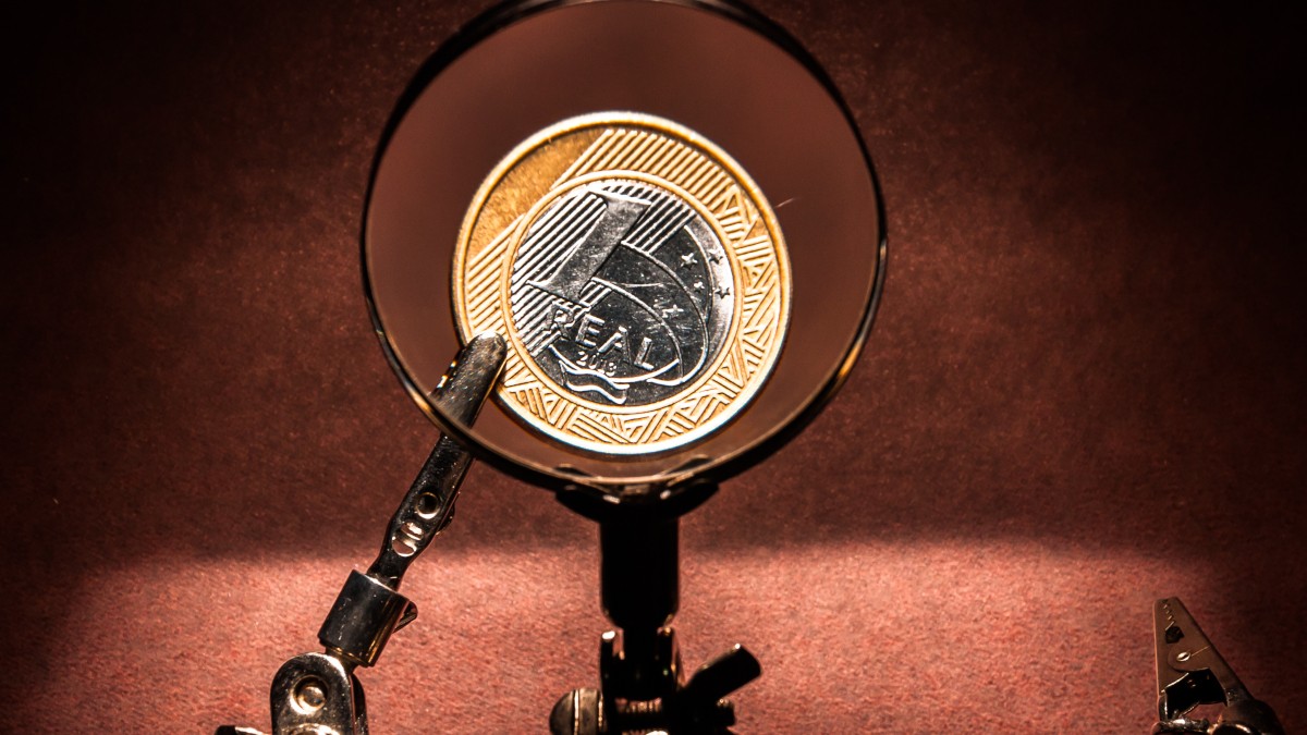 Remuneração do Tesouro Renda+ 2065 encolhe e valoriza seu preço unitário (Imagem: Shutterstock)