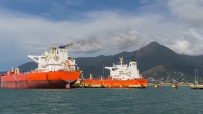 As barcaças terão a primeira entrega prevista para até três meses após o início das obras (Imagem: Shutterstock)