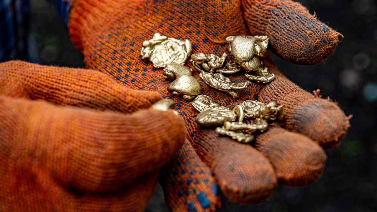 ETF GDXJ paga dividendos em dólar anualmente, como parte do lucro das mineradoras (Imagem: Shutterstock)