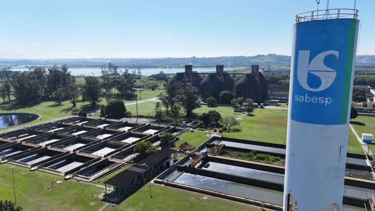 A Sabesp passa a comandar a concessão que atende cerca de 65 mil habitantes (Imagem: Shutterstock)