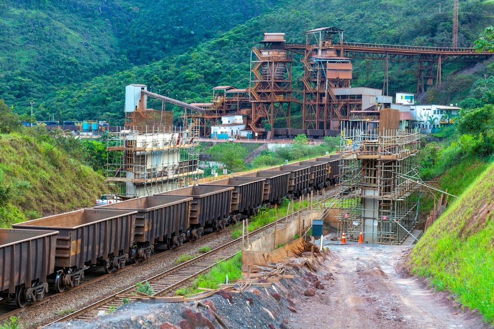 Vale é a maior mineradora do país com valor de mercado bilionário (Imagem: Shutterstock)