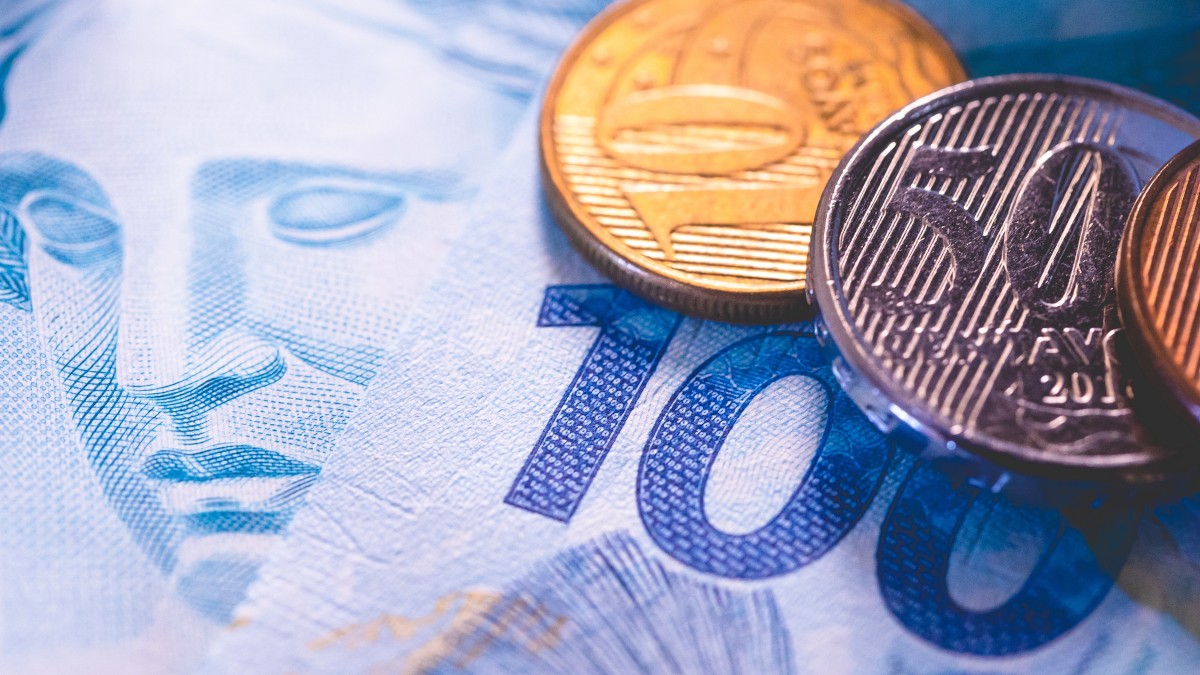 Tesouro Renda+ 2065 vê seu juro real desabar de quase 7% ao ano para 6,80% ao ano (Imagem: Shutterstock)