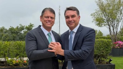 Tarcísio já chama Flávio de "futuro presidente do Brasil" (Imagem: Reprodução/Instagram)