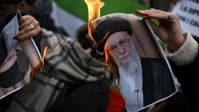 Em pronunciamento, ele incentivou a população iraniana a se manifestar contra o regime (Imagem: Shutterstock)
