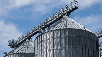 Kepler Weber oferece soluções pós-colheita para o agronegócio (Imagem: Shutterstock)