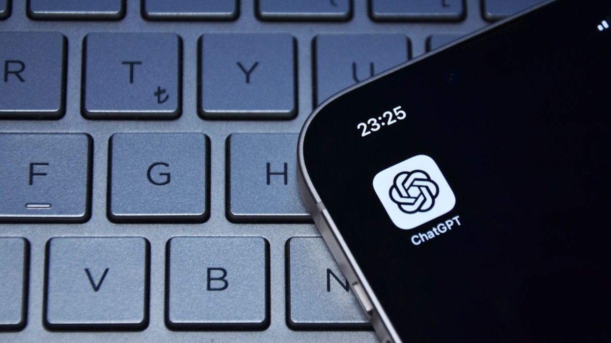 Além das desinstalações, os novos downloads também recuaram (Imagem: Shutterstock)