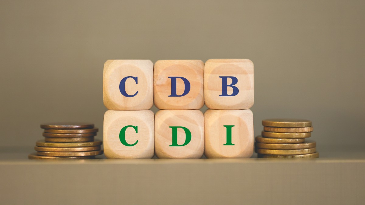 Depois do escândalo do Banco Master, todo cuidado é pouco ao escolher CDBs (Imagem: Shutterstock)