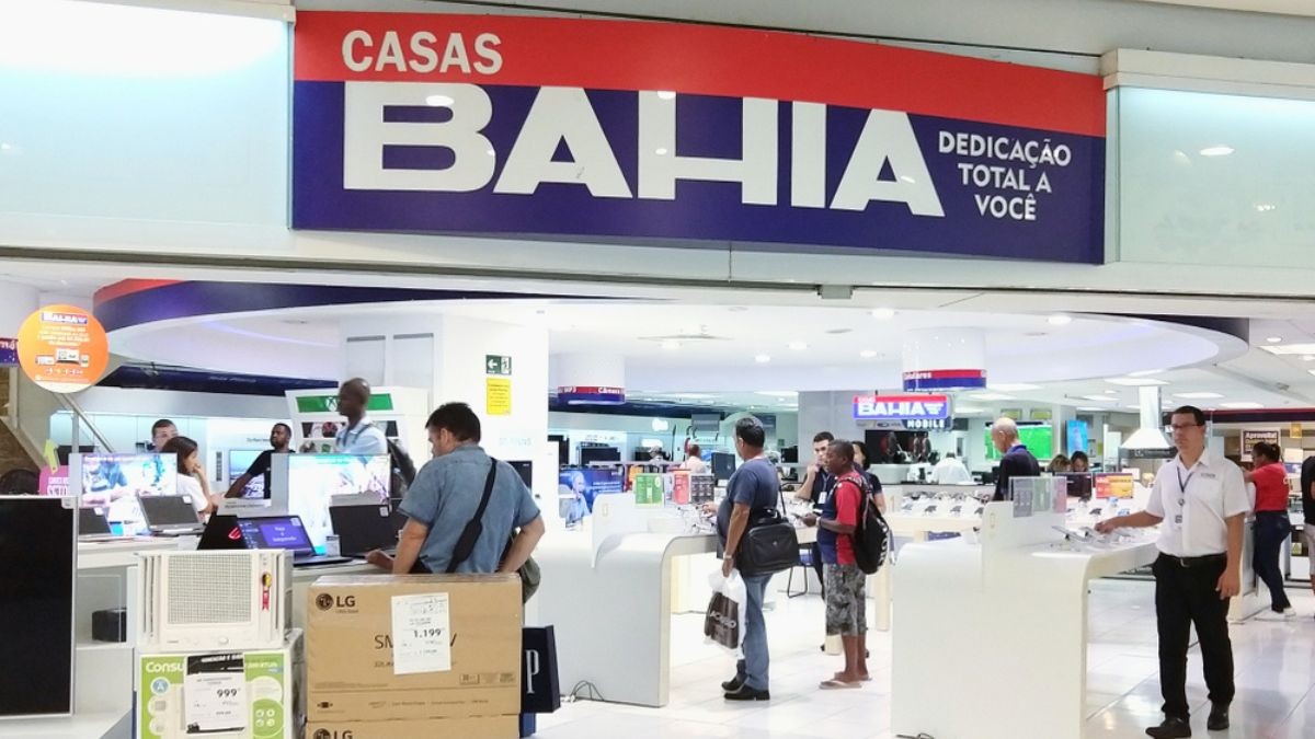 Casas Bahia enfrentou reestruturação financeira em 2025 (Imagem: Shutterstock)