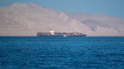 Segundo os EUA, Irã instalou minas no Estreito de Ormuz (Imagem: Shutterstock)