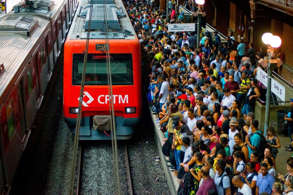 Educação e Transportes foram as categorias mais pesadas de fevereiro (Imagem: Shutterstuck)