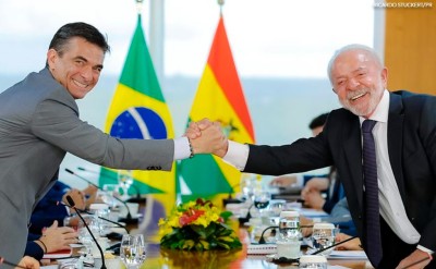 Novo presidente da Bolívia cumpriu visita oficial a Lula em Brasília (Imagem: Ricardo Stuckert/PR)
