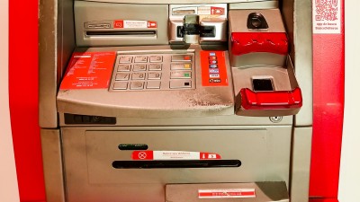 CDI ficará mais magrinho em 2026, mas o mercado vê que a Selic não cairá rápido (Imagem: Shutterstock)