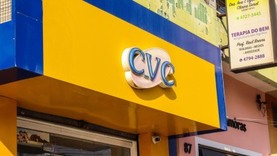 As reservas confirmadas da CVC somaram R$ 4,3 bilhões no 4T25 (Imagem: Shutterstock)