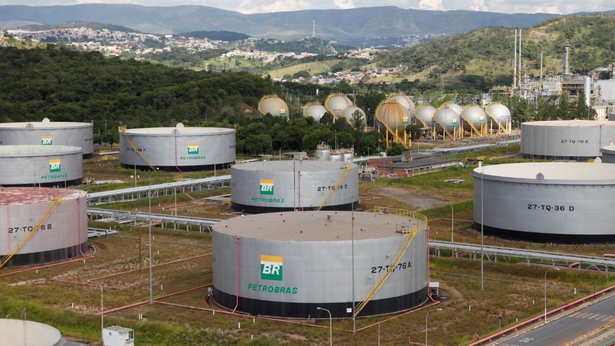 A Refinaria Gabriel Passos atua sobretudo na produção de diesel (Imagem: Petrobras/Divulgação)