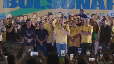 Flávio Bolsonaro fez discursos a apoiadores em Natal, capital do Rio Grande do Norte (Imagem: Reprodução/YouTube)