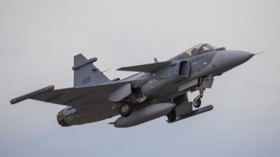 O caça F-39E Gripen pode atingir velocidades de até 2,4 mil km/h (Imagem: FAB/Divulgação)