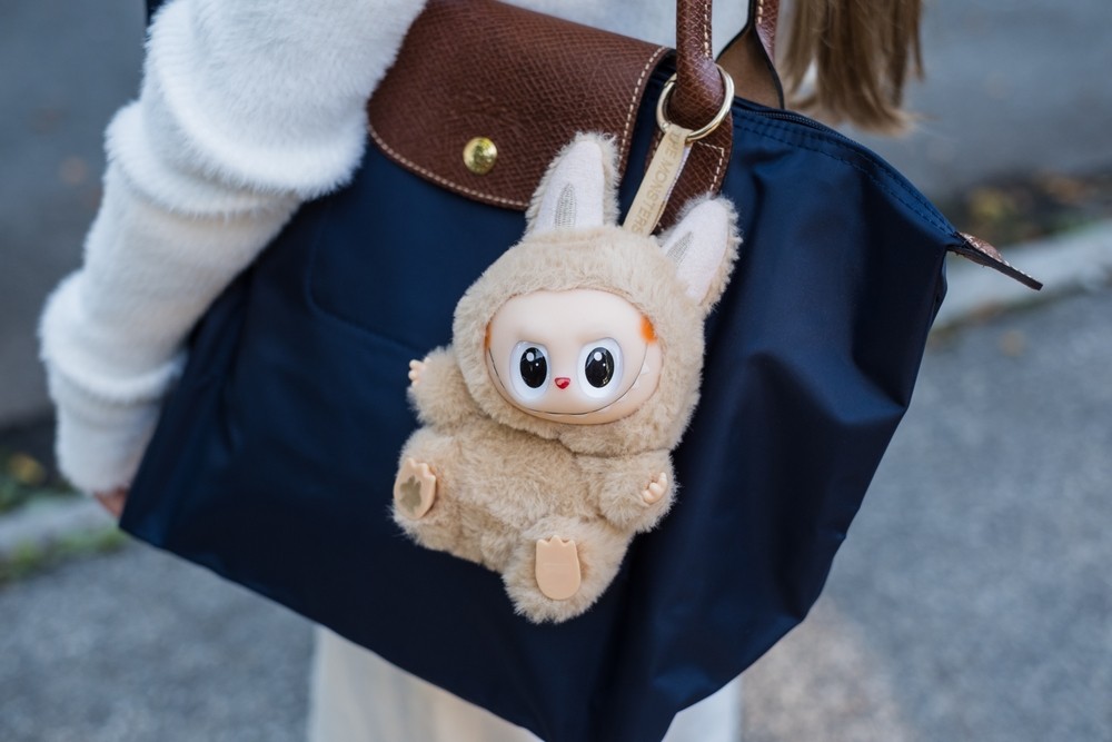 Bonecas de pelúcio ganharam relevância como itens colecionáveis (Imagem: Shutterstock)