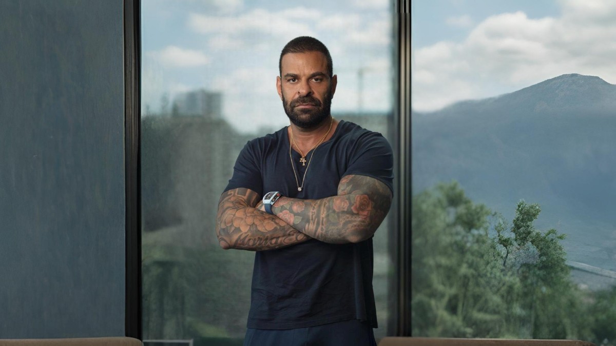 Em mais um capítulo dos escândalos do Banco Master, um dos braços direitos de Vorcaro muda de estratégia.