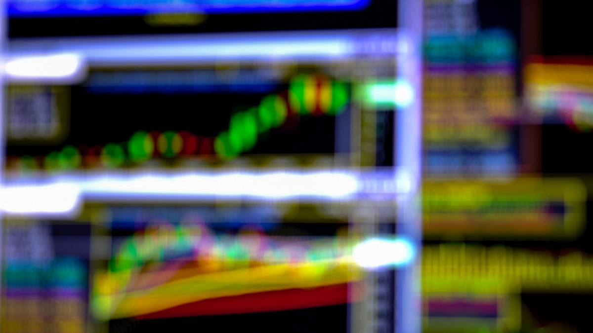 Mesmo com PETR4 realizando lucros, VALE3 e bancos dão sustento ao IBOV (Imagem: Shutterstock)