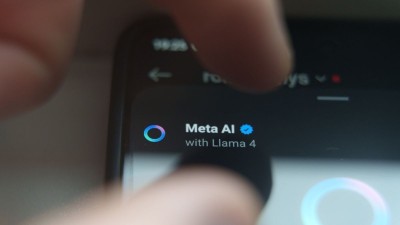 O lançamento chega em um momento de pressão crescente sobre as gigantes de tecnologia (Imagem: Shutterstock)