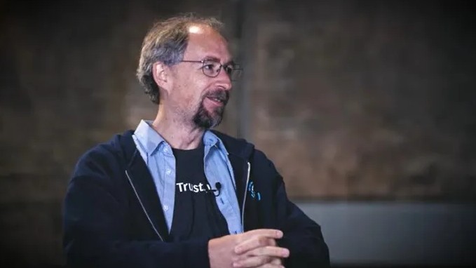 Empresário já foi apontado por outros jornalistas como Satoshi Nakamoto (Imagem: Reprodução/YouTube)