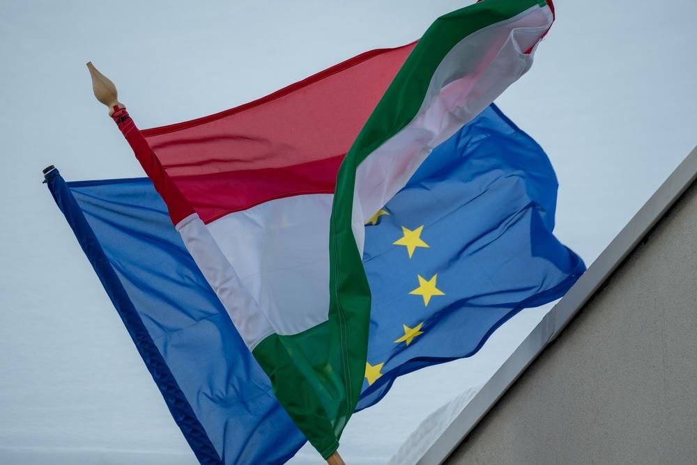 Apoiado por Trump e Putin, primeiro-ministro da Hungria deixa governo depois de 16 anos (Imagem: Shutterstuck)