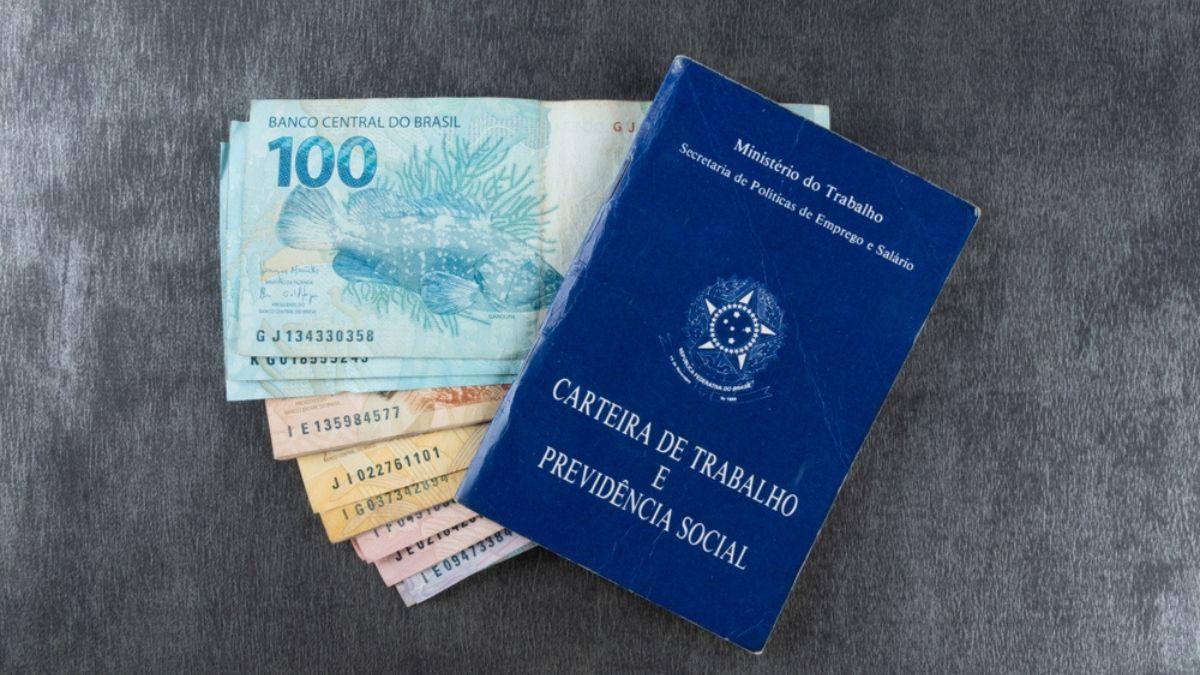 O pagamento segue o calendário definido pelo Codefat  (Imagem: Shutterstock)